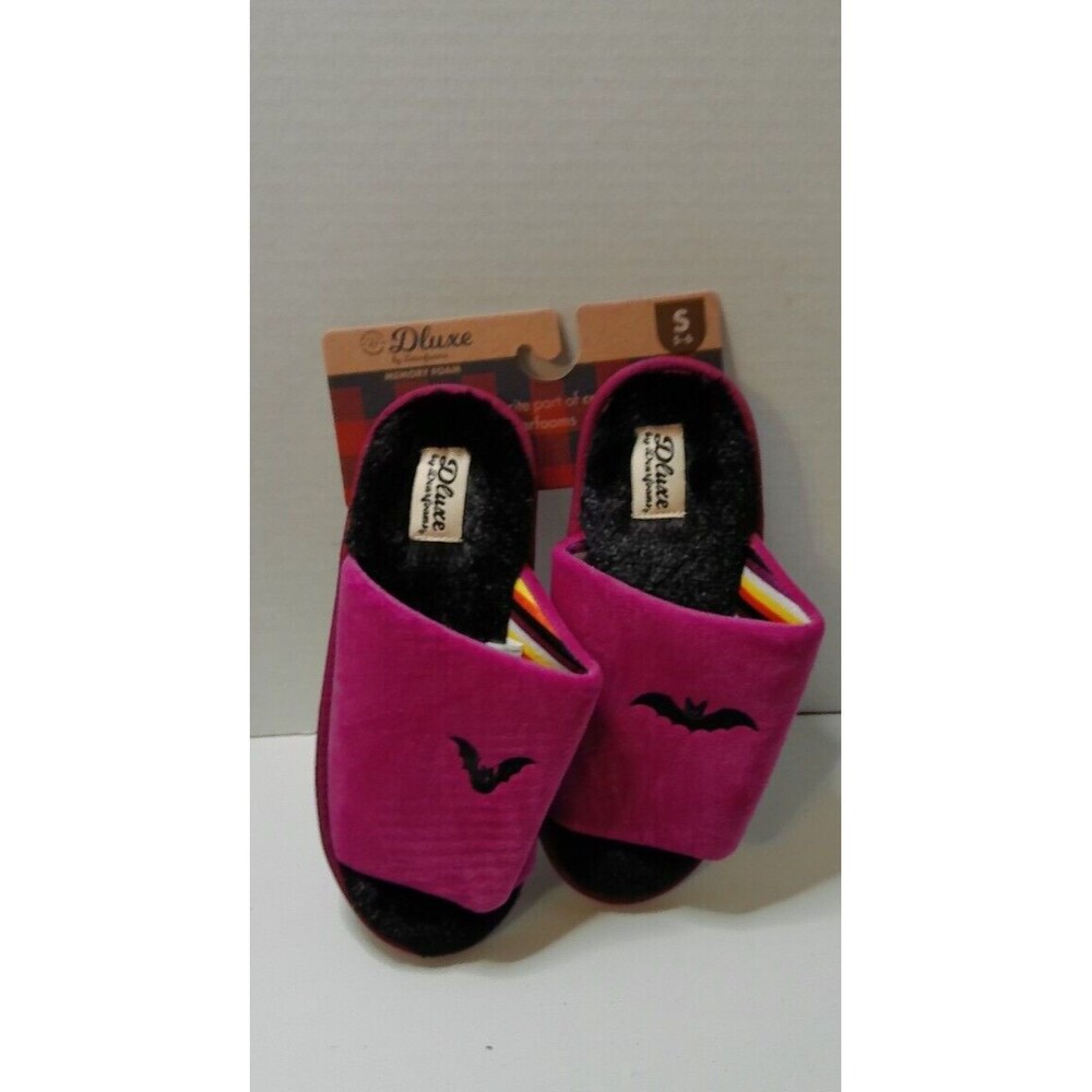 Deluxe by Dearfoams House Shoes